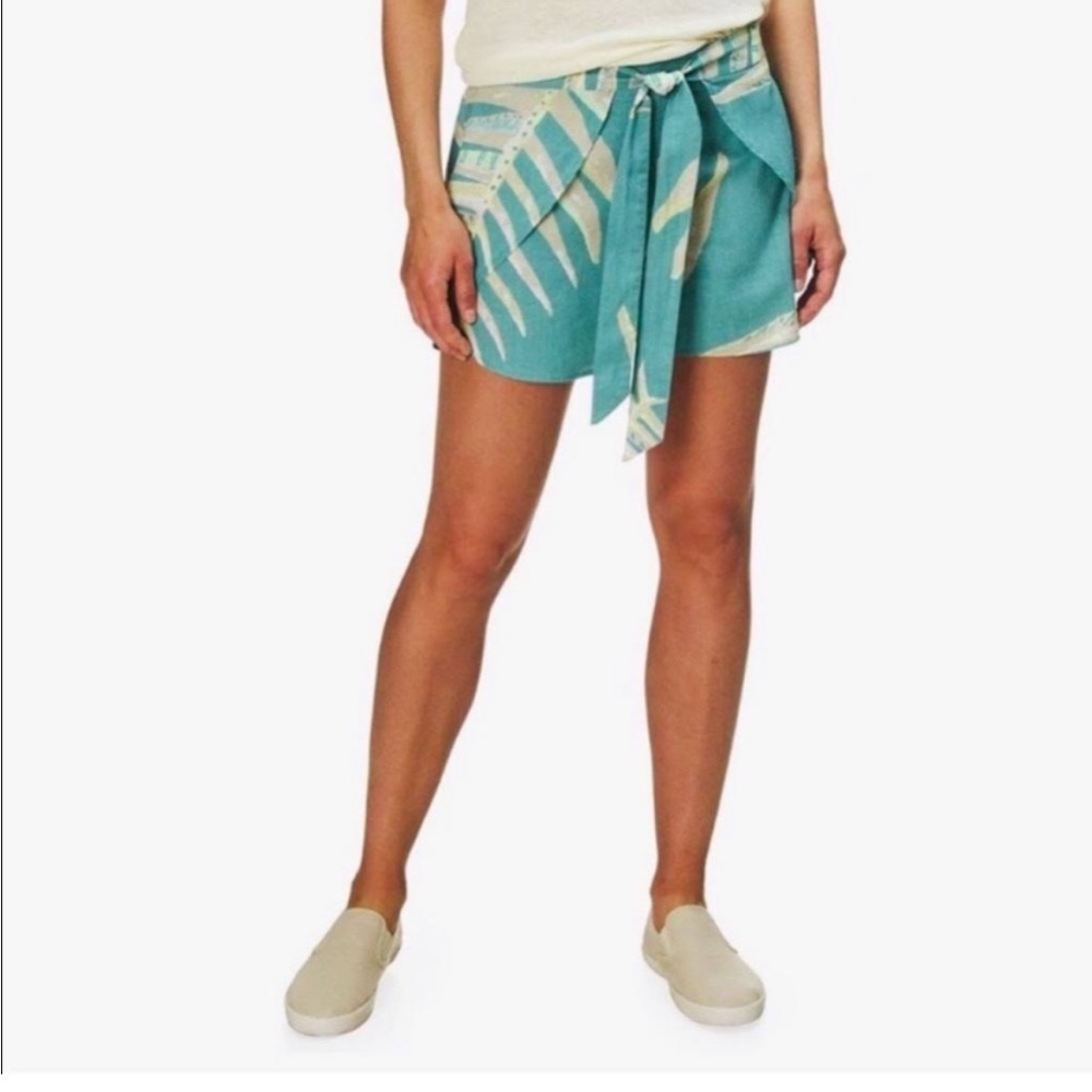 Patagonia Blue Garden Island Shorts